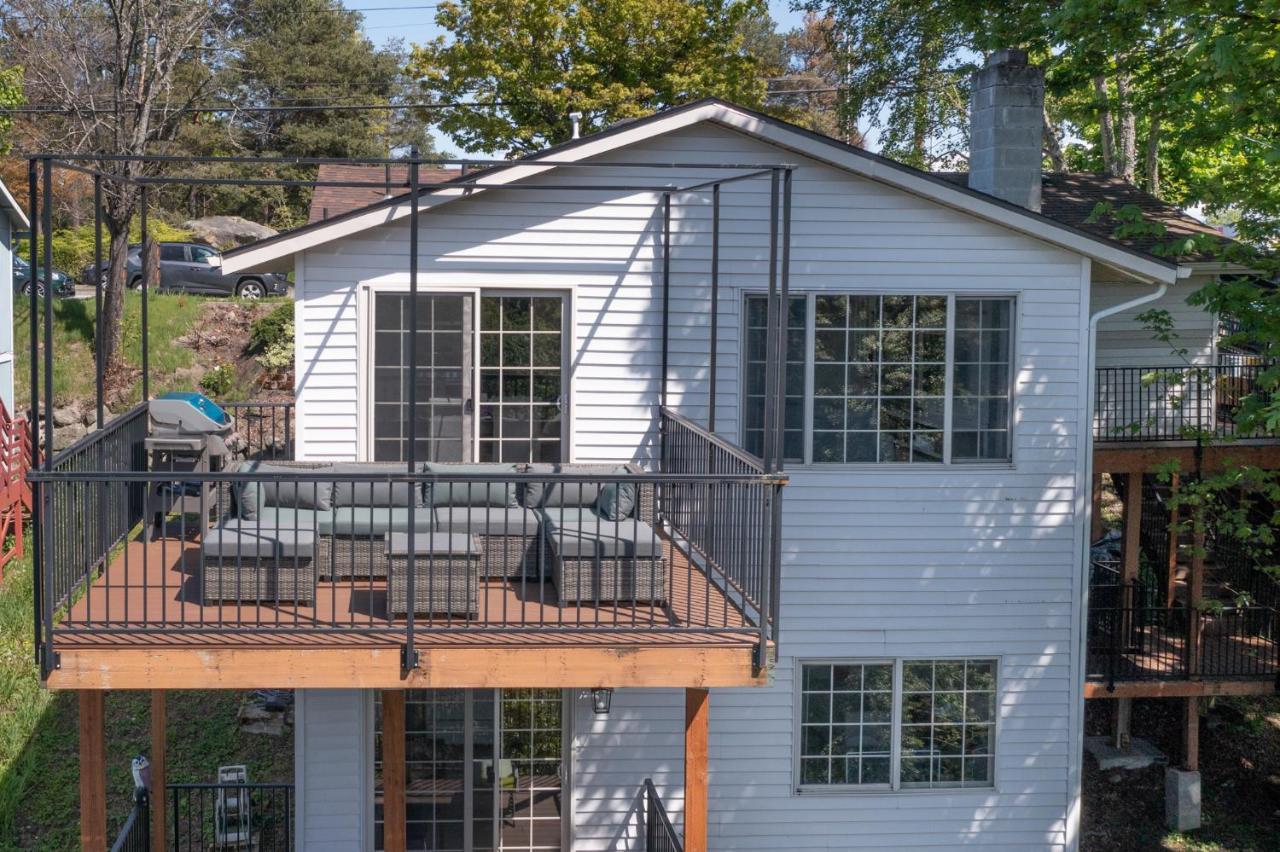 High Point Guesthouse - Next To Seattle Chinese Garden מראה חיצוני תמונה