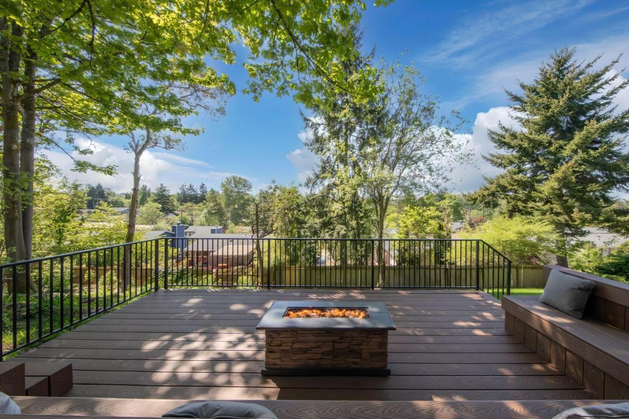 High Point Guesthouse - Next To Seattle Chinese Garden מראה חיצוני תמונה