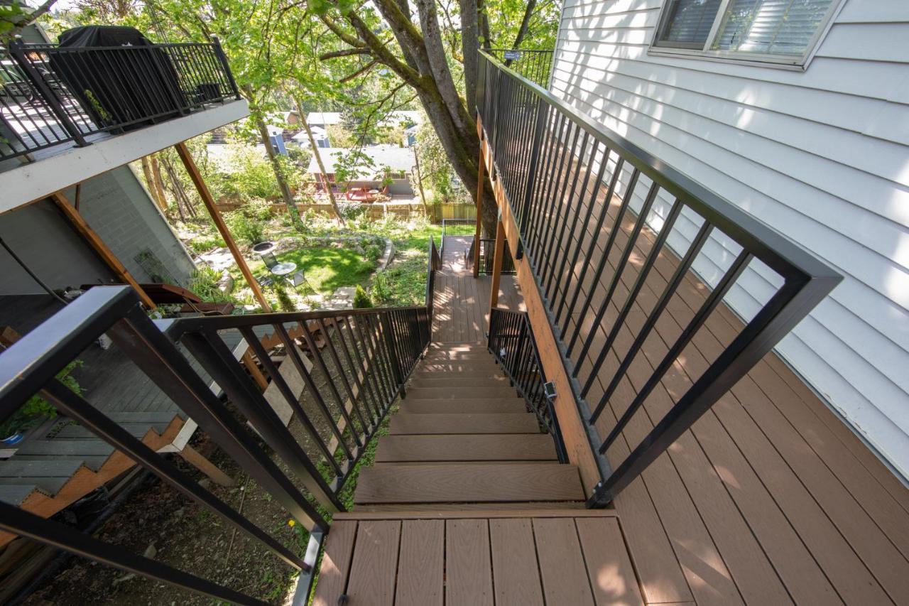 High Point Guesthouse - Next To Seattle Chinese Garden מראה חיצוני תמונה